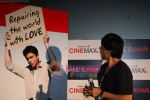 Shahrukh Khan promotes My Name is Khan in Cinemax on 20th Feb 2010 (7).JPG